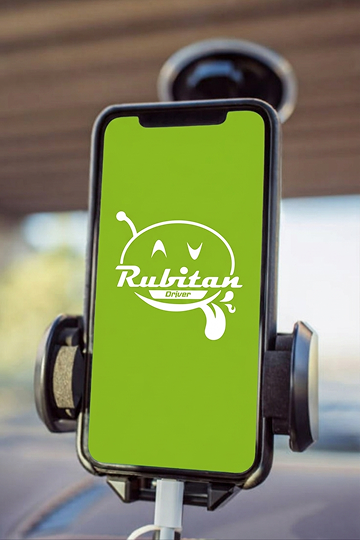 Rubitan app on phone mount